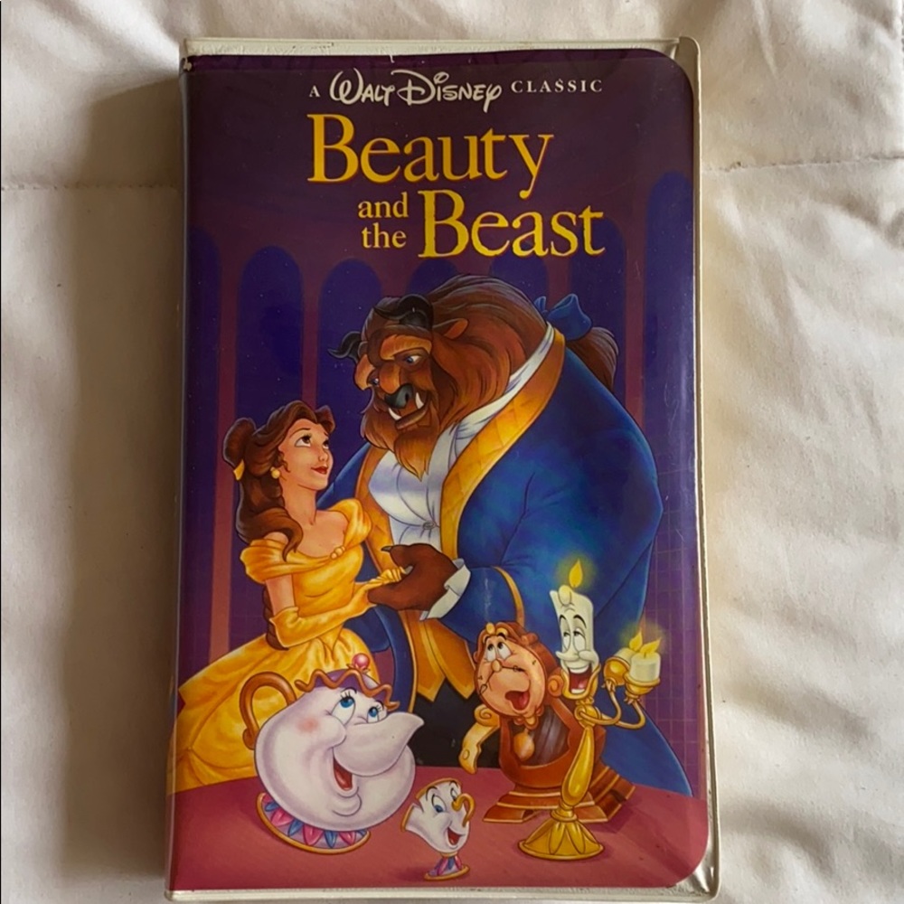 Walt Disney classic black diamond collection